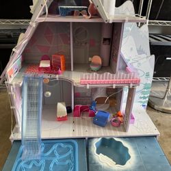 LOL Doll House 