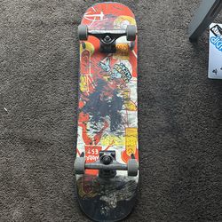 Skateboard: Size 8.125