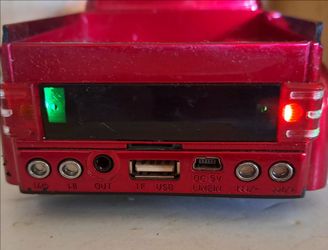 Retro Pickup Truck-Style Portable Bluetooth Speaker & Flashing Lights