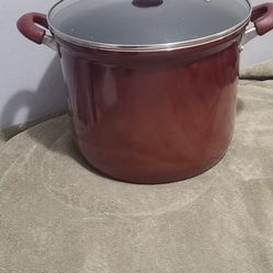 Kitchen Pot 