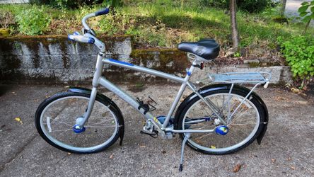 Trek Lime bicycle with automatic gear shift