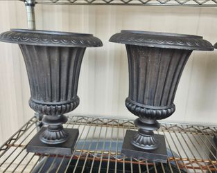 Beautiful 13" Cast iron Turin planters $25 each