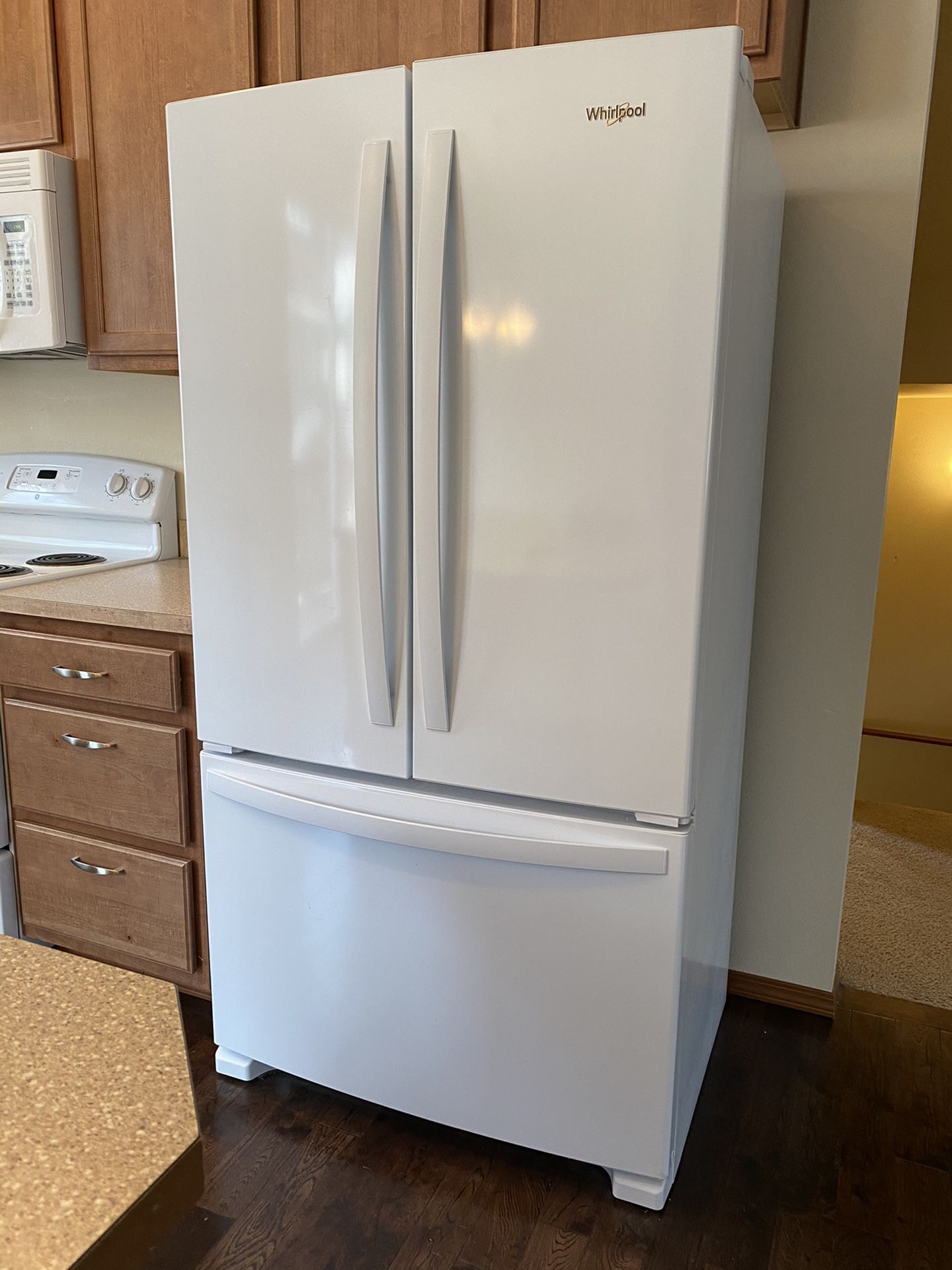 2018 Whirlpool White Counter Depth Refrigerator