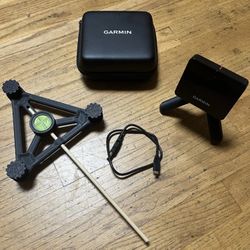 Garmin Approach R10 Portable Golf Launch Monitor with Leveling Stand.