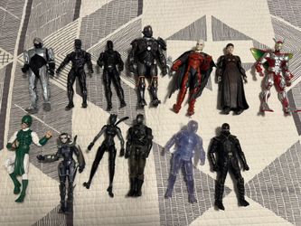 Action Figures 