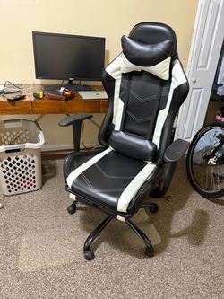 Gaming chair