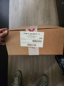 Sealed Blister Pack Case of Evolving Skies
