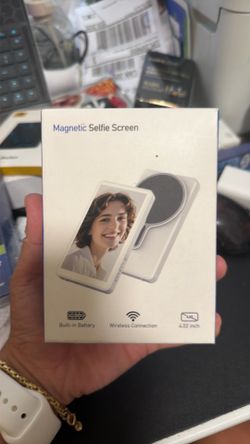 Wireless Selfie Monitor Screen for iPhone & Android，1800mAh with Bluetooth Remote, 3-Level Brightness & Wide Screen Mode, Using Phone Rear Camera for 