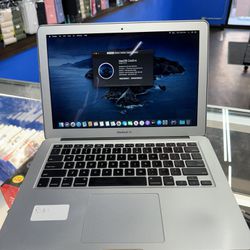 Macbook Air (13-inch, Mid 2011) i5 - 4 GB - 250 GB