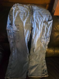 American Eagle Baggy Wide Leg Cargo Jeans