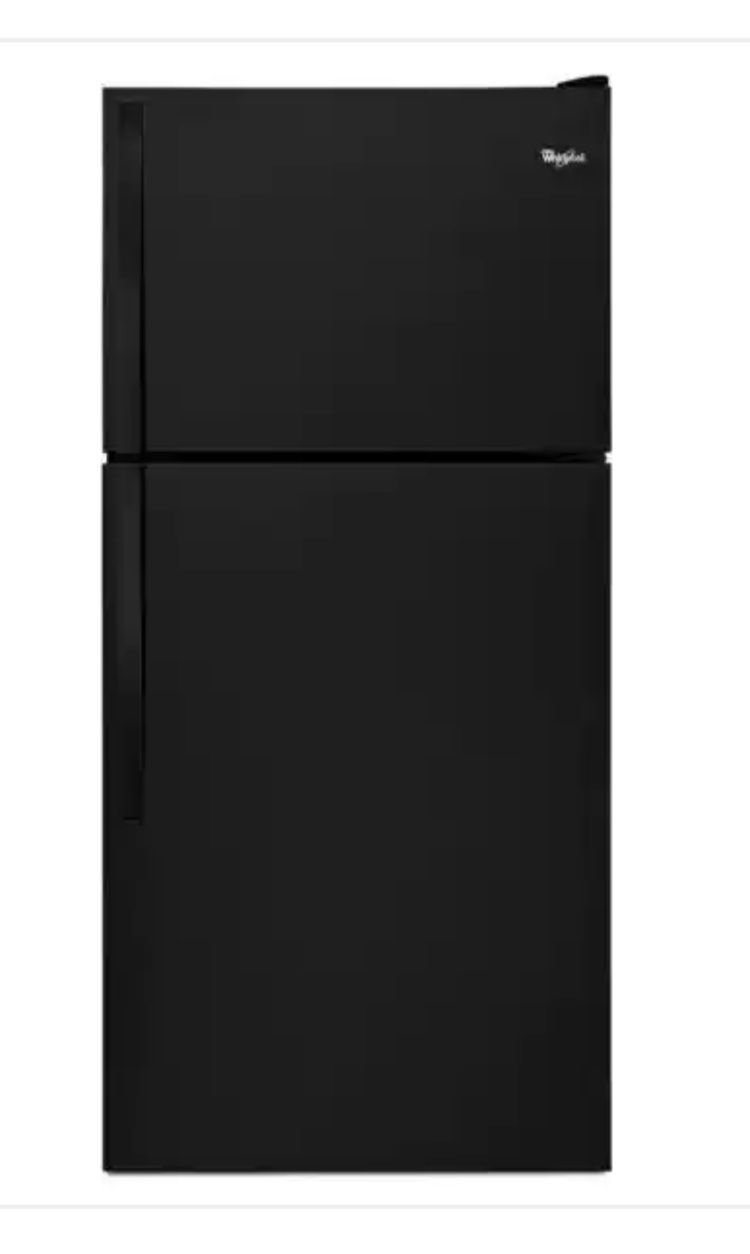 Beautiful New Whirlpool Refrigerator freezer