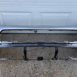 TOYOTA TACOMA FRONT BUMPER ORIGINAL 2024 2025 2026