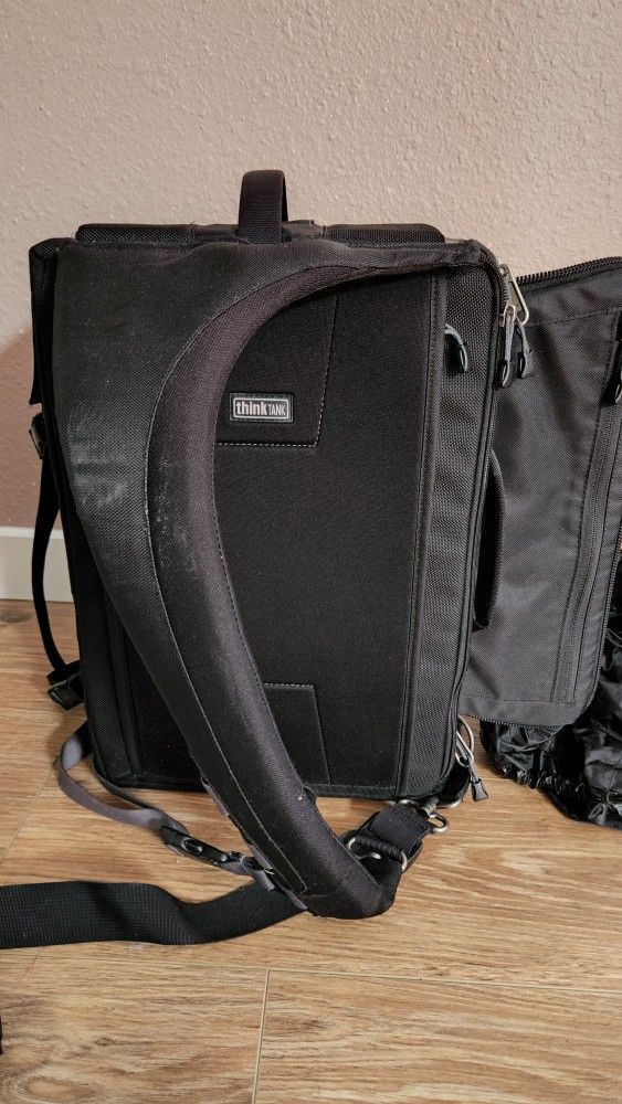 Think Tank Photo Sling-O-Matic 30 Sling Camera Bag (Black) for Sale in