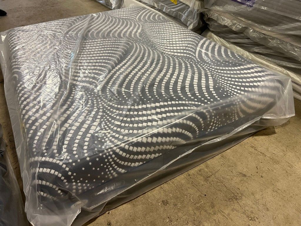 King mattress Sealy Posturepedic Plus Hybrid High Point Soft $1089