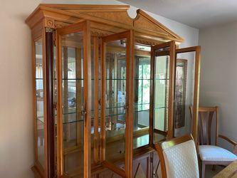 China hutch and table