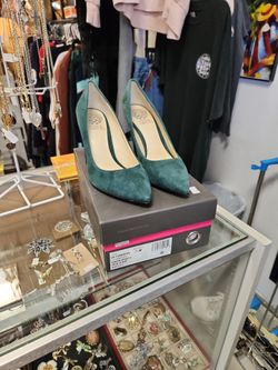 Vince Camuto green heels. Green spruce true suede. size 7 1/2