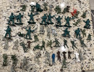 Vintage Toy Soldiers
