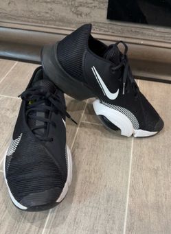 Nike men size 10
