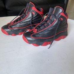 TENNIS SHOES  JORDAN