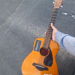 Yamaha Acoustic Jr Size Guitar 