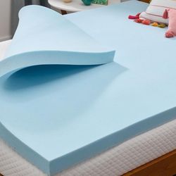 Twin  Size 3 Inch Memory Foam  Topper - 3 Inch Gel Memory Foam - Plush Feel - Cooling and Pressure Relieving - CertiPUR Certified - Dorm