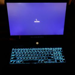 Alienware M17 Gaming Notebook | 8th Gen Intel Core i7-8750H 6-Core 17.3 Inch FHD