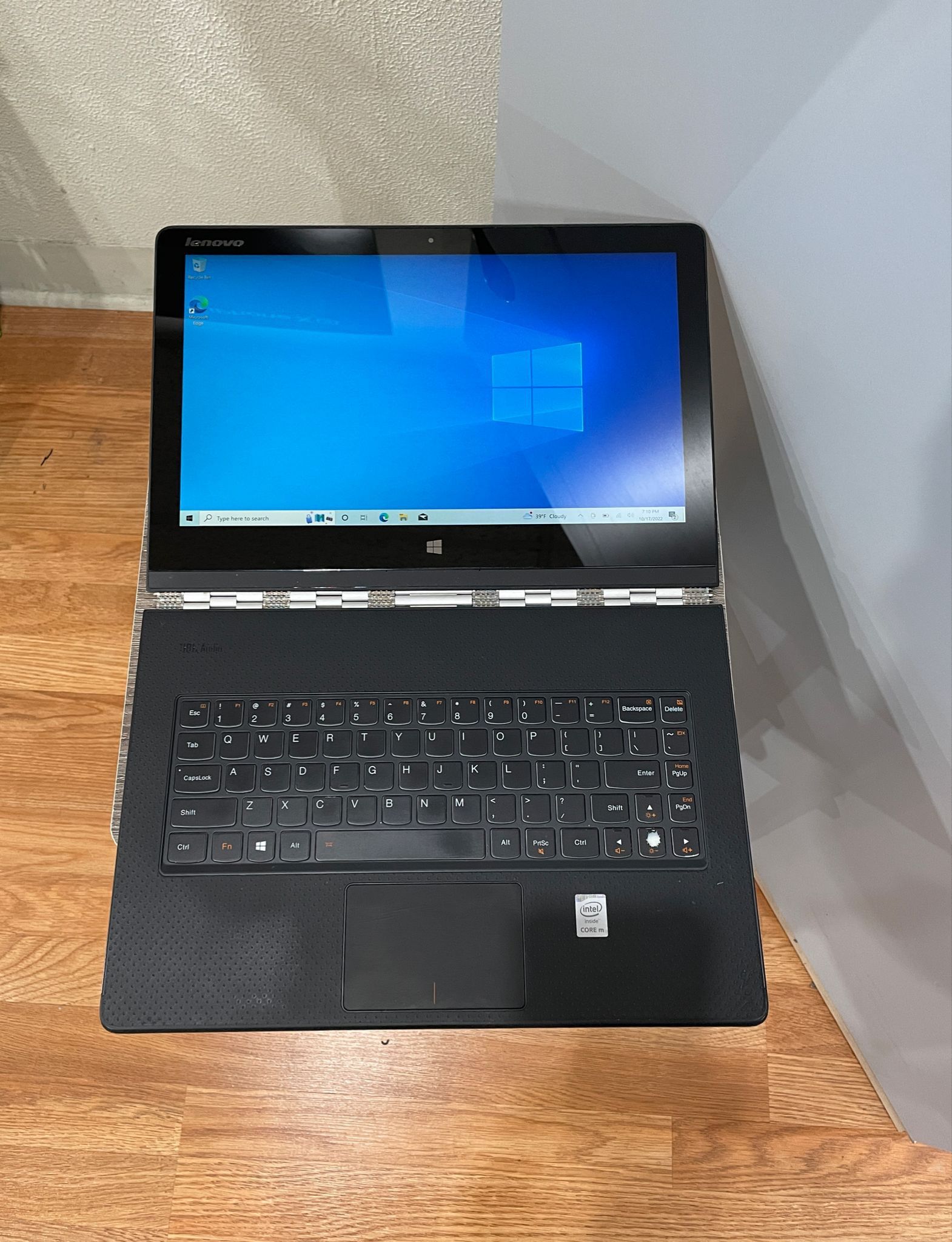 Lenovo Yoga 3 Pro 1370 Laptop 13” Convertible Touchscreen Core M 8GB 256GB High Resolution!!!