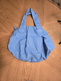  B. Makowsky blue leather shoulder bag. 