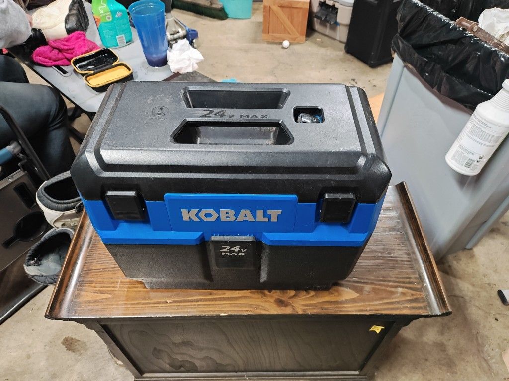 KOBALT CORDLESS VACUUM