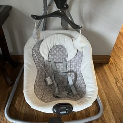 Graco Baby Swing