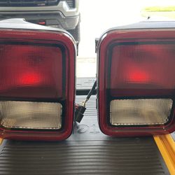 Jeep Gladiator Tail Lights