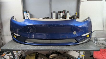 2020-2021-2022-2023 TESLA MODEL Y  W/SENSORS FRONT BUMPER OEM USED #11321