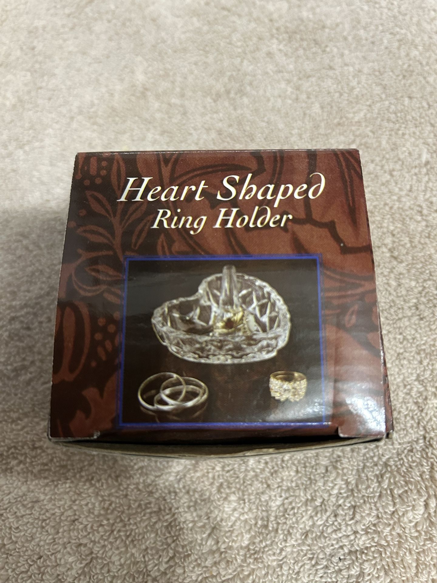 New Heart Shaped Ring Holder