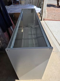 Drawer unit for displaying quinceañera crowns