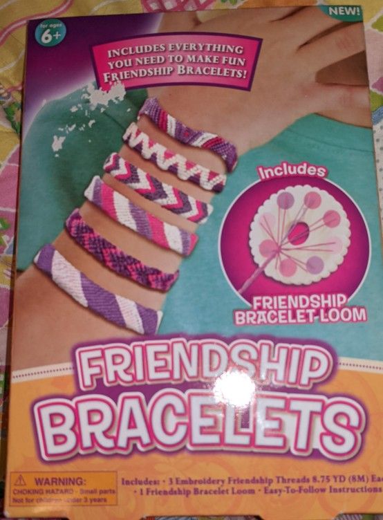 Brand New Friendship Bracelet Kit