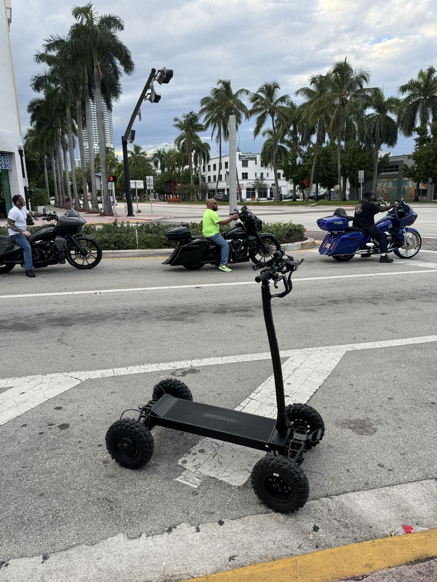 X-Quad 3000 60V Electric Scooter 4x4
