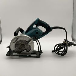Makita 7-1/4" Hypoid Circular Saw ( 5477NB)