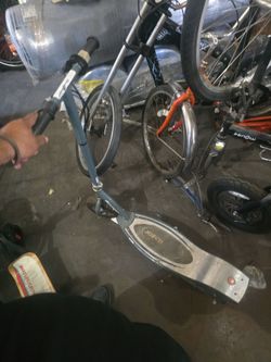 Razor E300