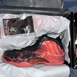 Size 9 Nike Air Foamposite One Stranger Things