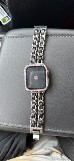 Apple Watch SE (2nd gen) 40MM, Starlight,  Cellular, Unlocked