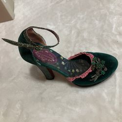 Beautiful Dark Green/Pink 6 1/2 Shoes