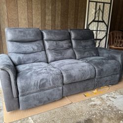 Gray Reclining Sofa with Cup Holders