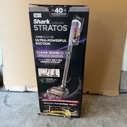 New Shark Cordless Stratos vac