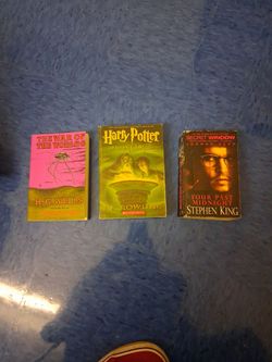 3 books set, Stephen King. Harry Potter. H.G Wells. 5$