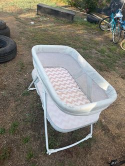 Portable Folding Baby Bassinet with Stand