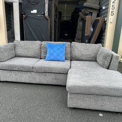Sectional Couch 