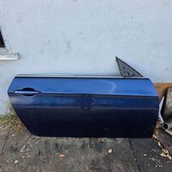 2007 - 2013 BMW E92 E93 328i 335i Xi Right Passenger side Door Coupe