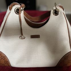 Authentic Gucci 