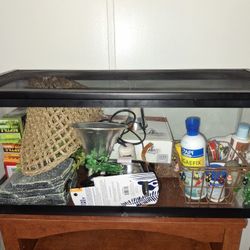 Reptile Tank Starter Kit (30 Gallon)