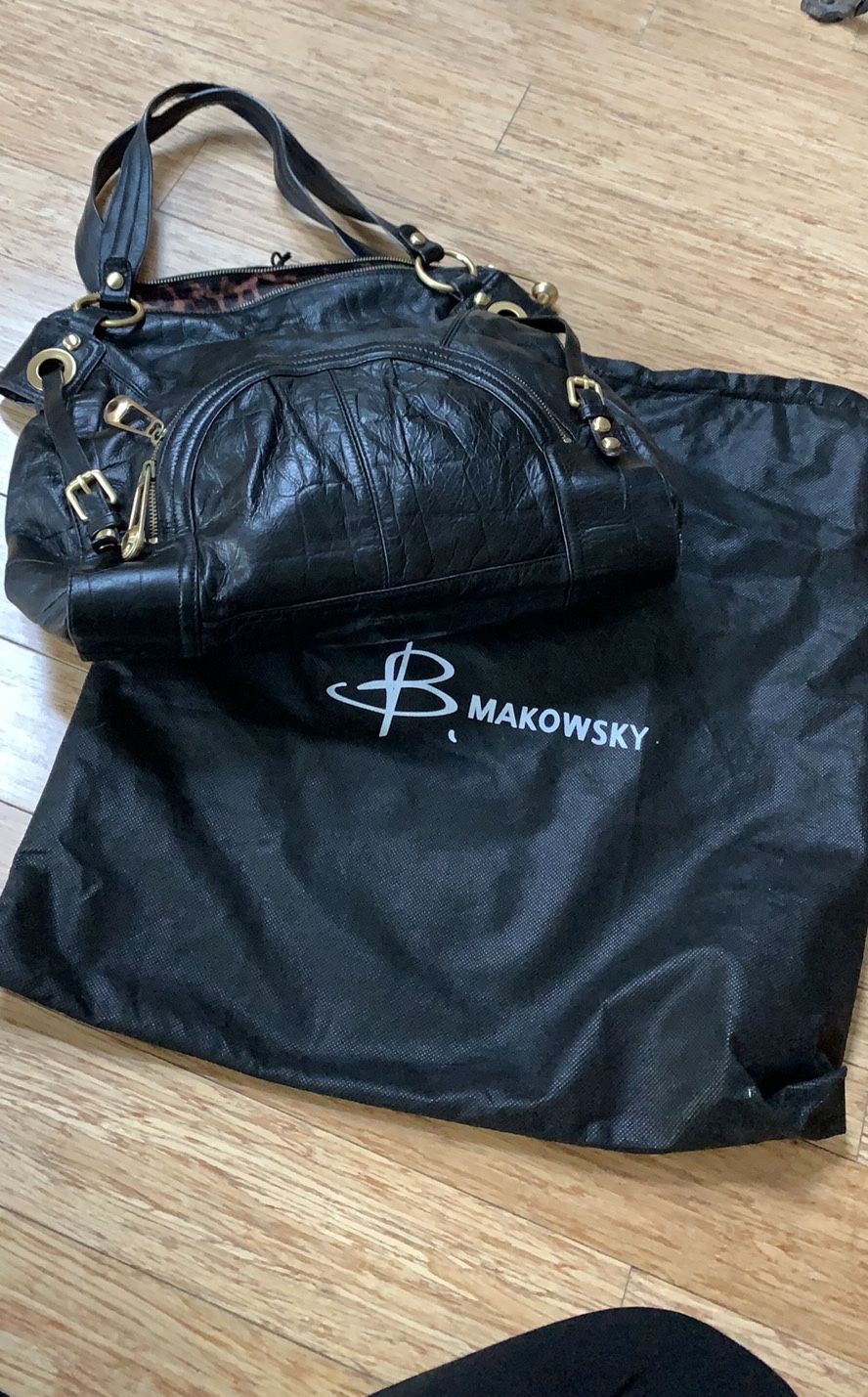 B makowsky leather handbag EUC Has dust bag Orig$289
